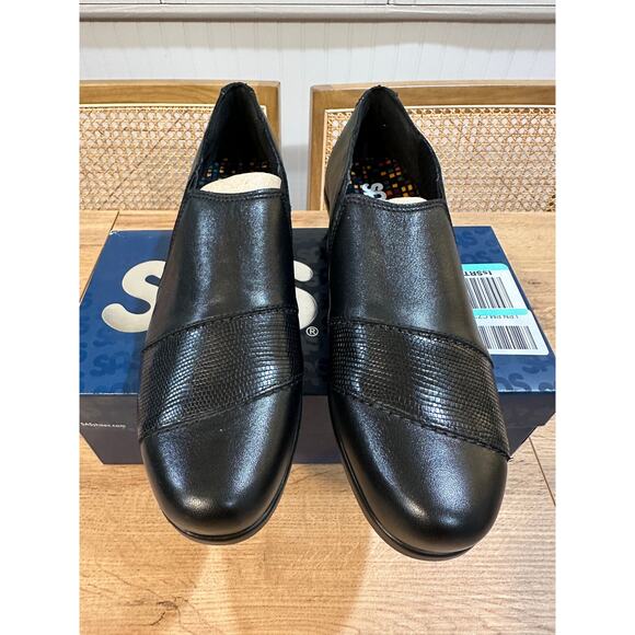 SAS Nora Slip On Loafer Black/Lizard Size 10 Slim NIB Leather Comfort Modern - Picture 4 of 12